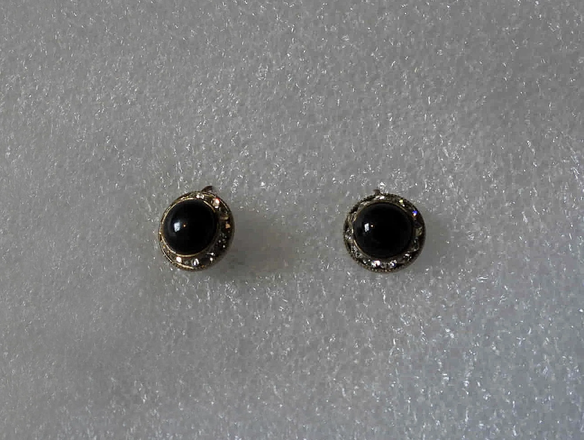1950s Black Glass & Diamante Earrings - Screw Back
