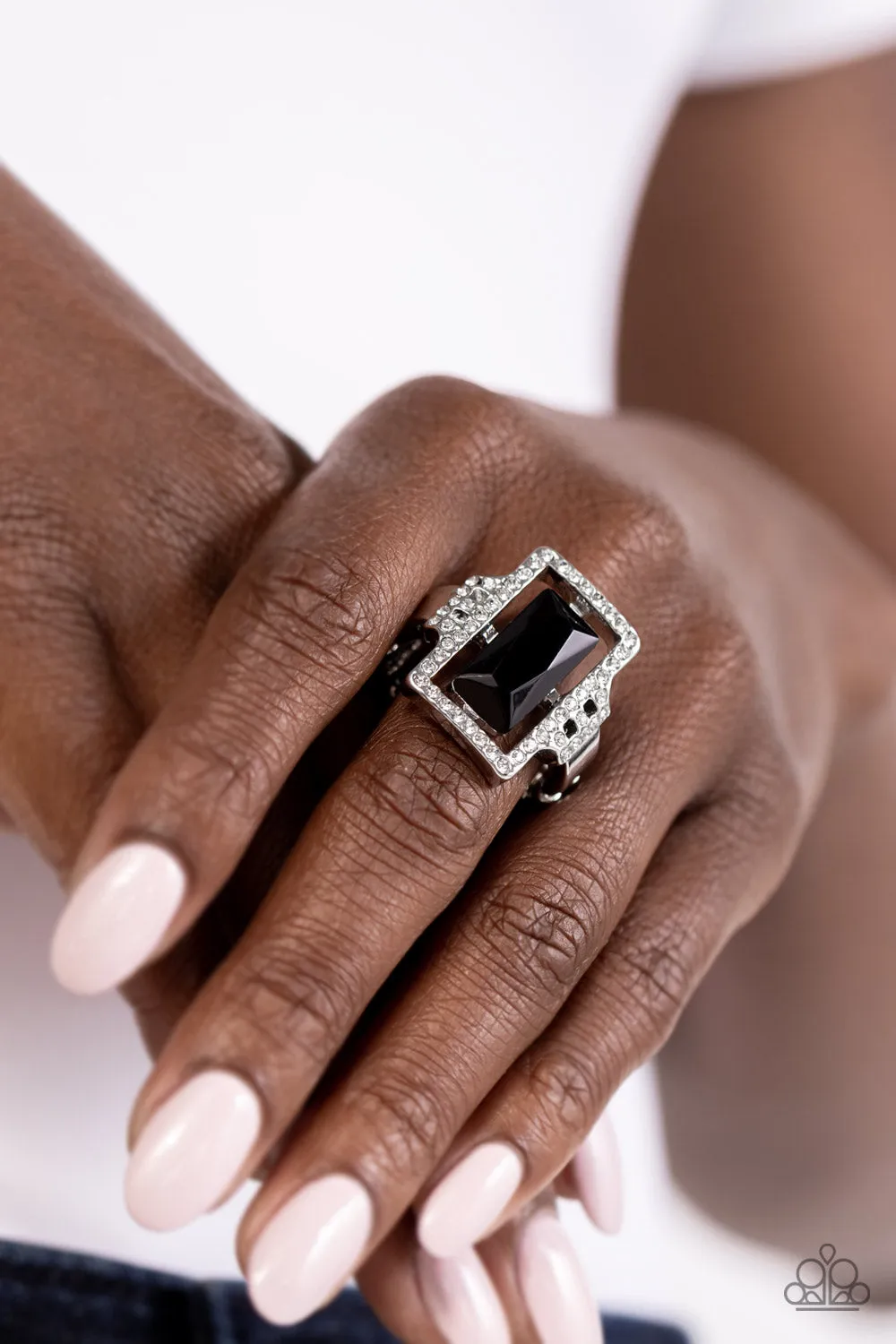 Emerald Elegance - Black Paparazzi Accessories