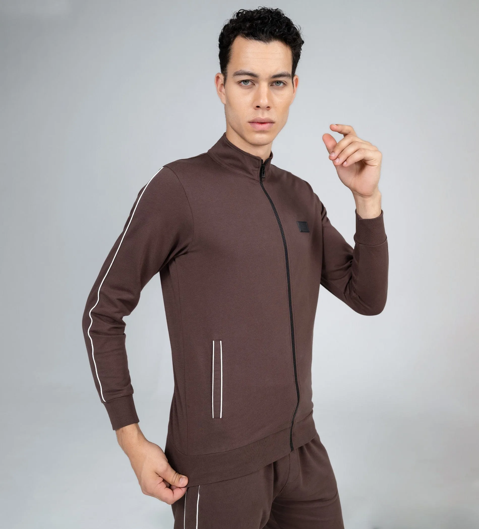 High-Contrast Brown Sweatshirt