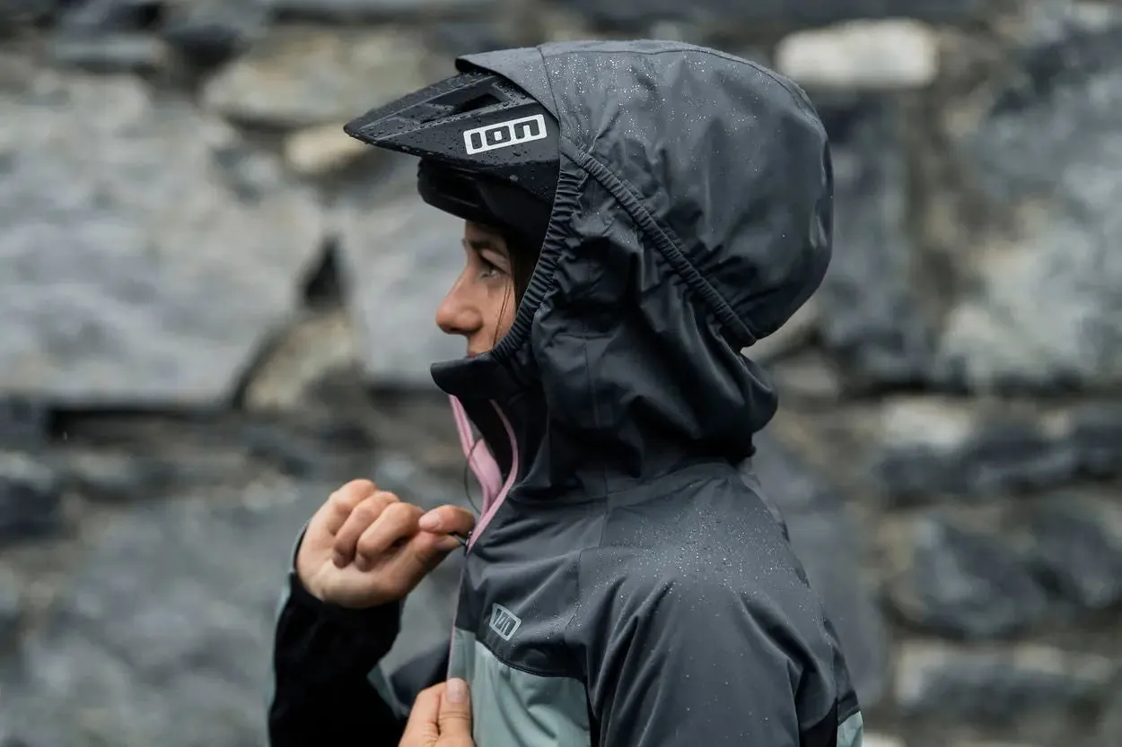 ION Outerwear Shelter Jacket 3L women 2022