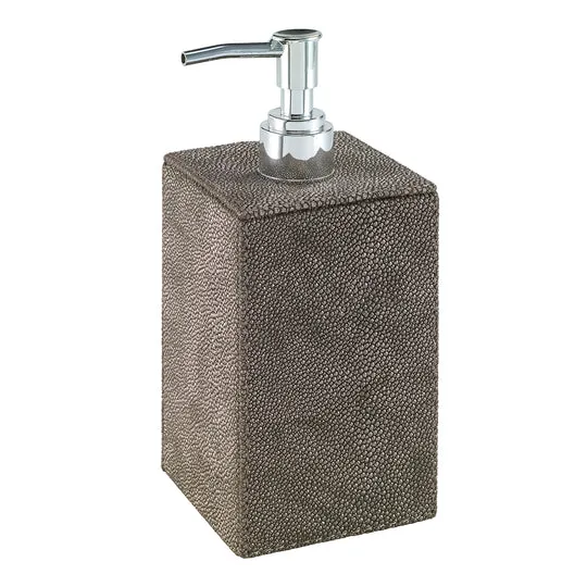 Stingray Bronze Bath Accessories